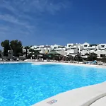 Coqueto Apart. En Coronas كوستا تاغيسي